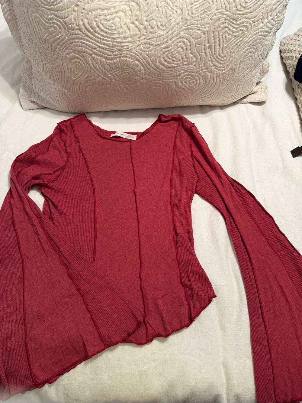 Ribbed Long-Bell Sleeve Top in Deep Raspberry - Picture 1 of 7